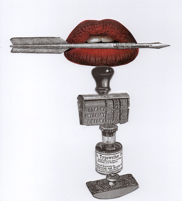 Uma colagem surrealista composta por lábios vermelhos segurando uma caneta tinteiro em forma de flecha, posicionados sobre uma estrutura feita com um carimbo datador, um frasco de tinta 'Typewriter Oil' e um mata-borrão ornamental.