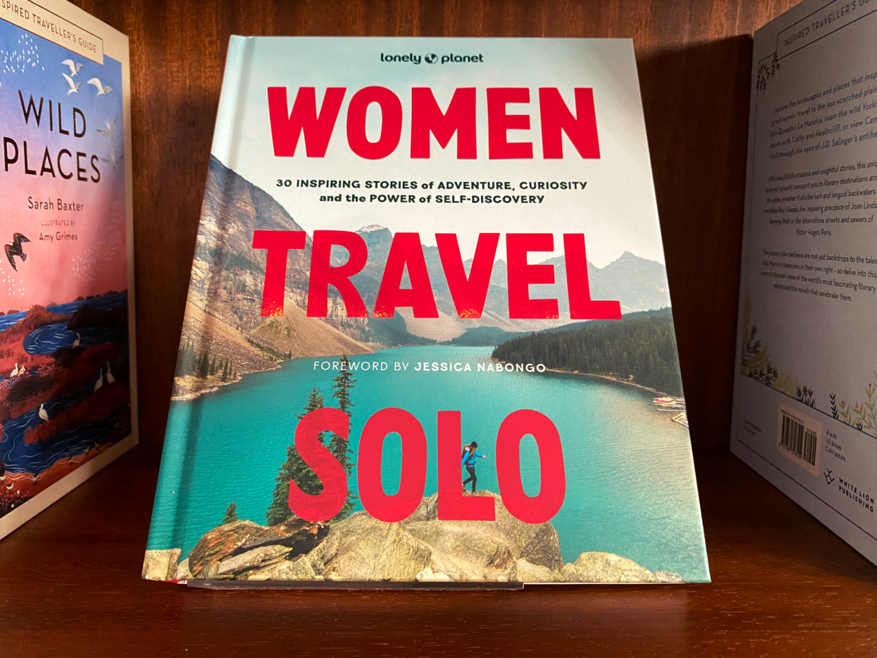 mar-maio-women-travel-alone.png