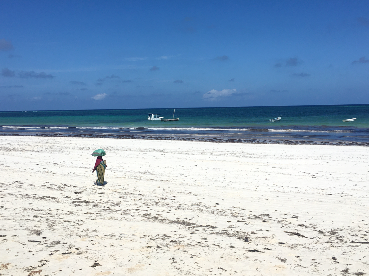 mar-maio-diani-beach.png