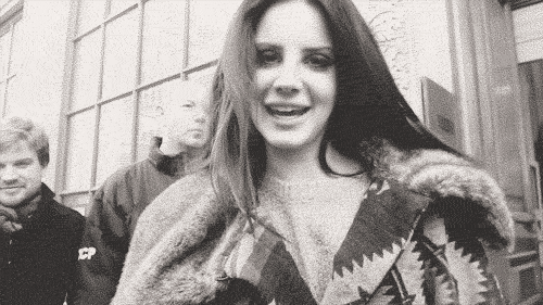 Resultado de imagem para lana sending kiss gif