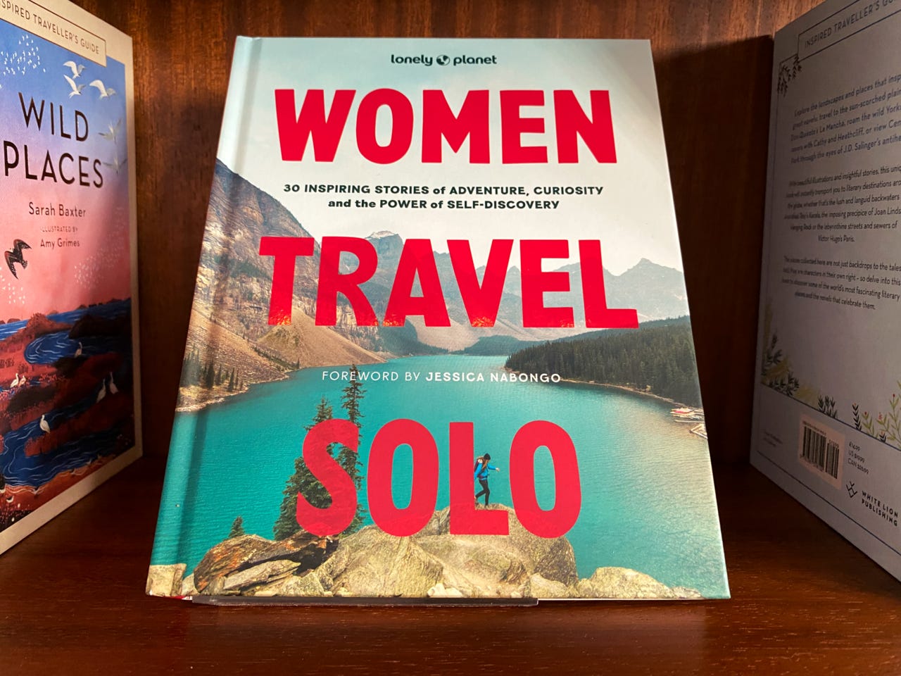 mar-maio-women-travel-alone.png
