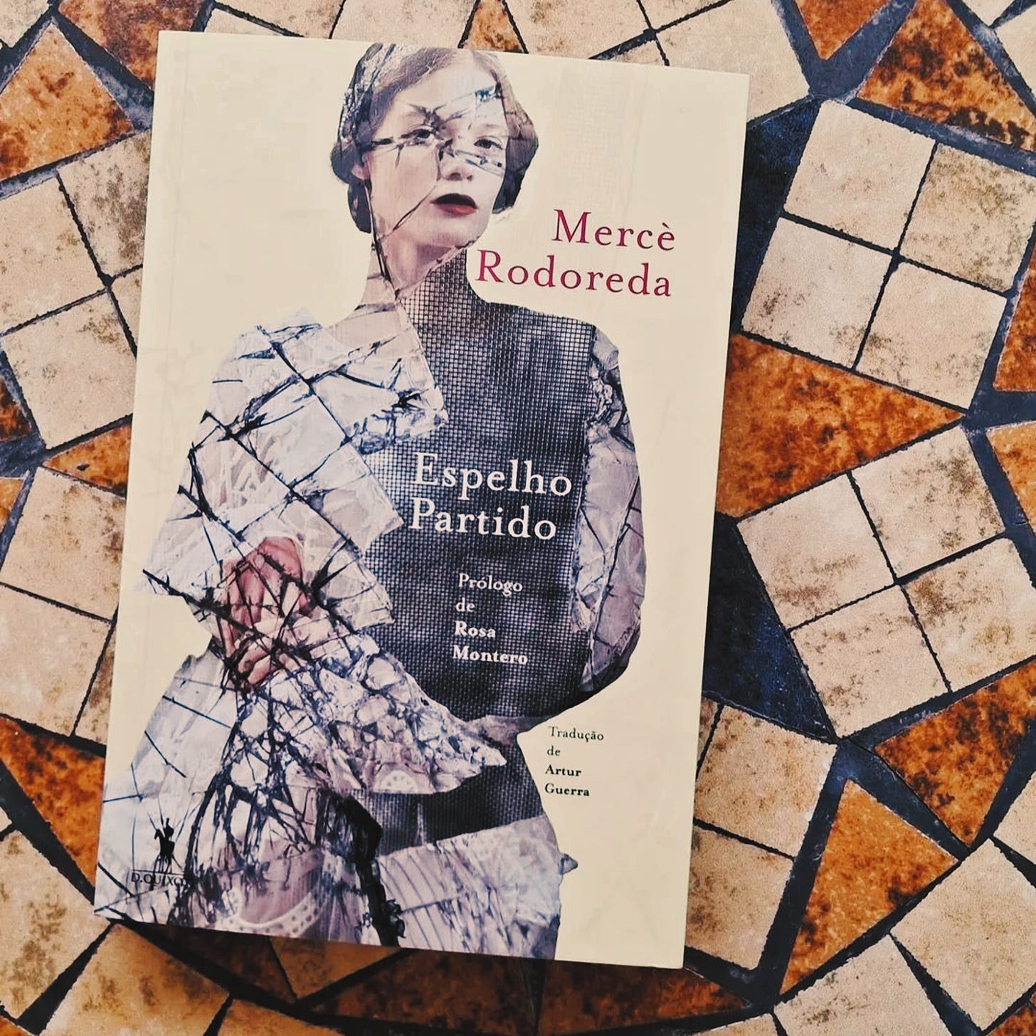 Capa do livro Espelho Partido de Mercè Rodoreda