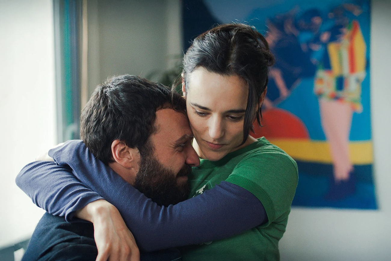 O filme da Netflix sobre uma mulher que redefine a própria vida ao descobrir o autismo aos 35