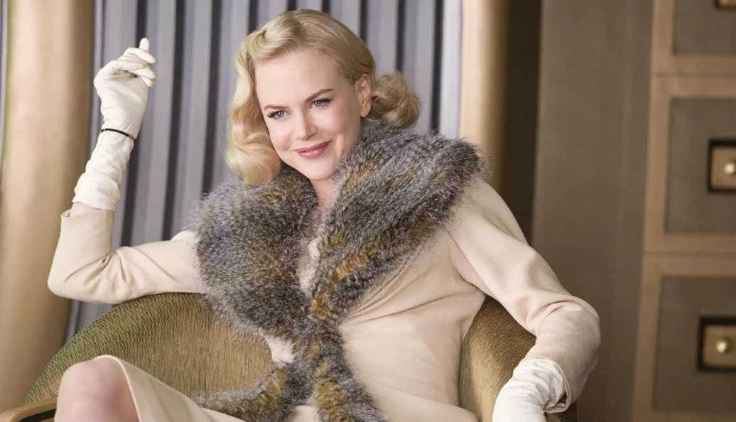 Nicole Kidman: Nicole Kidman caracterizada como a personagem Marisa Coulter no filme 'A Bússola de Ouro'.