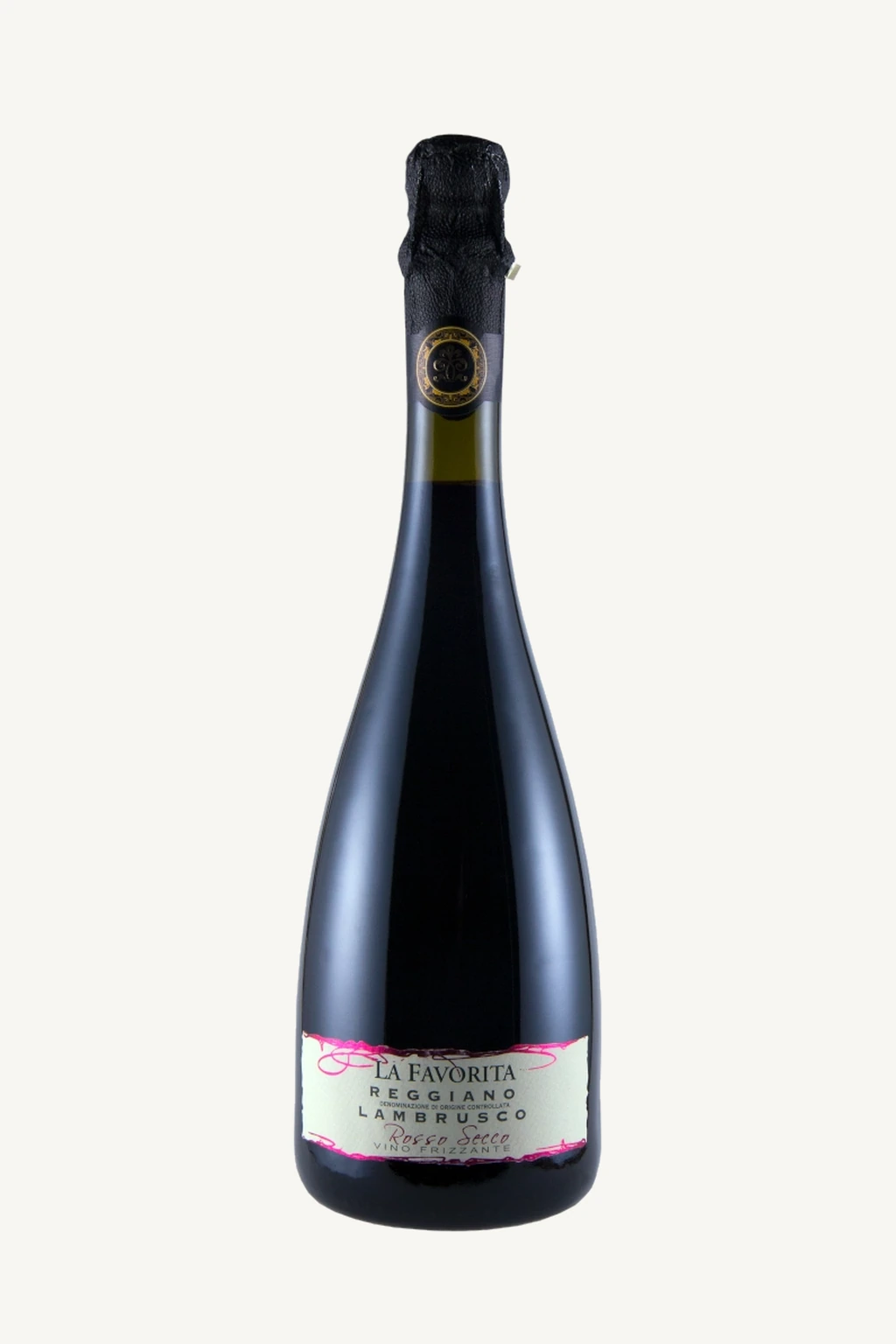 Uma garrafa de vinho Lambrusco Reggiano da marca La Favorita sobre fundo branco.