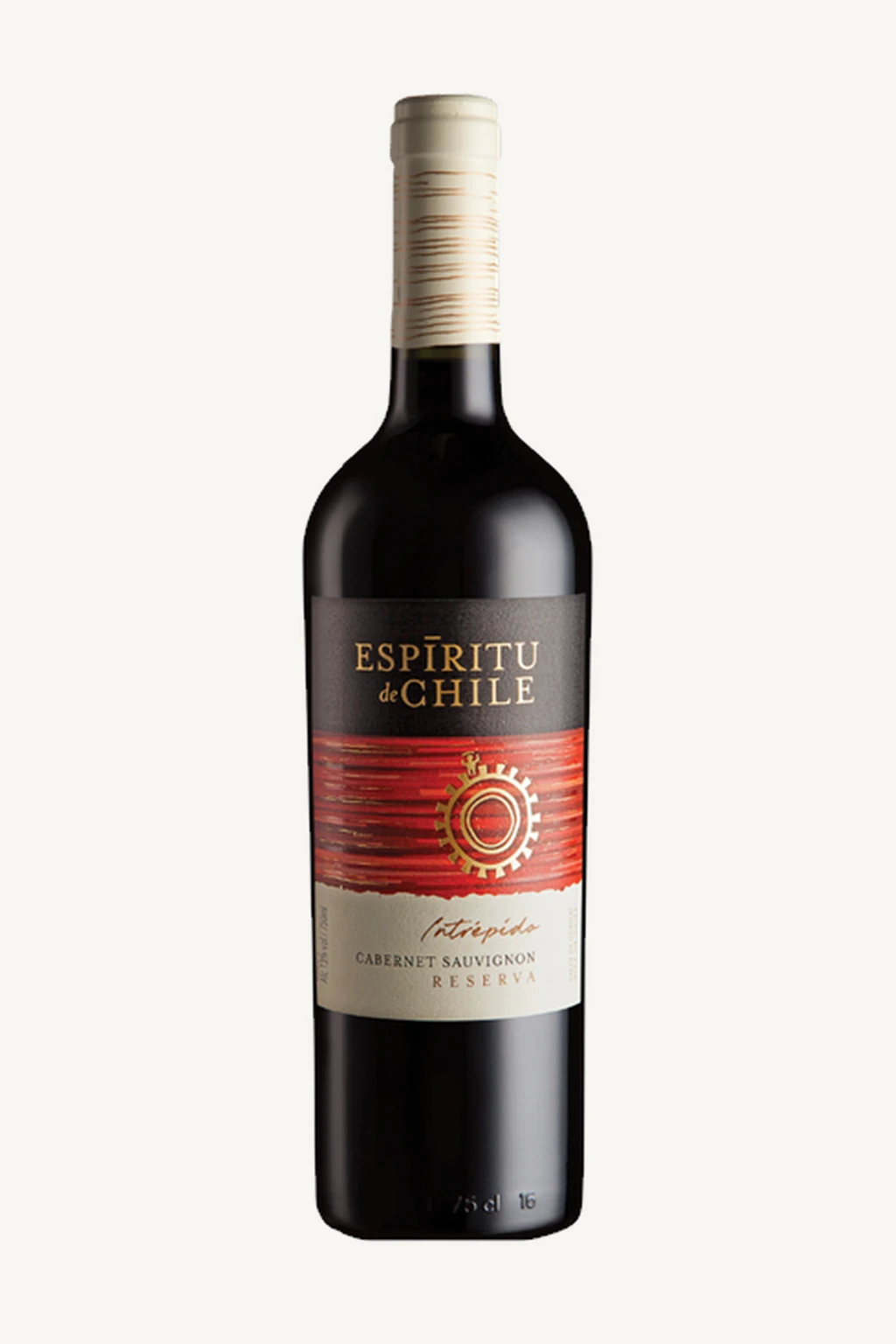 Uma garrafa de vinho tinto chileno da marca Espiritu de Chile, variedade Cabernet Sauvignon Reserva Intrepido.