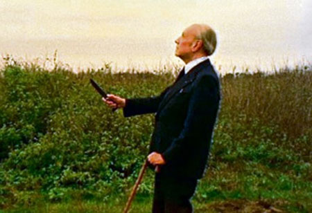 Jorge Luis Borges e um punhal.