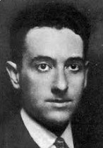 António Botto: Retrato em preto e branco de um homem jovem vestindo terno e gravata.