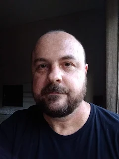 Entrevista com o escritor Vitor&nbsp;Simon