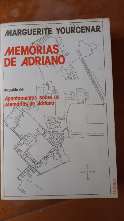 Memórias de Adriano.jpg