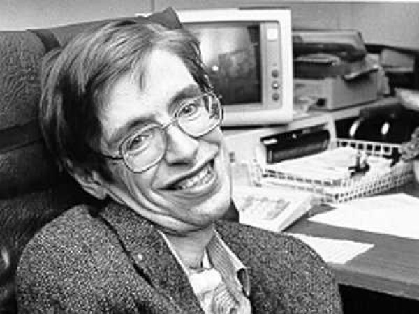 363600_stephen-hawking_600x