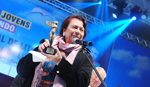 Ana-Maria-Machado-Infâmia-Blah-Cultural-600x350