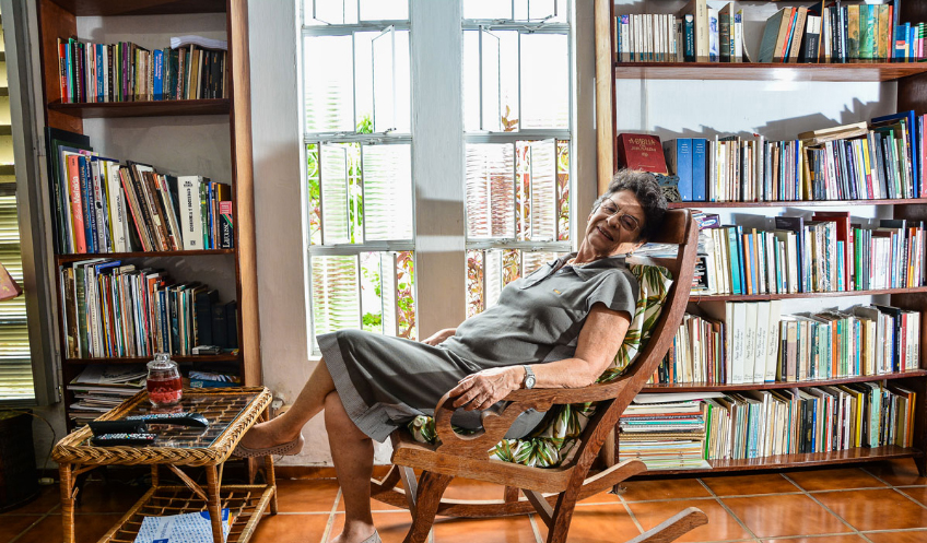 maria-valeria-rezende