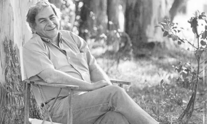 raduan-nassar_divulgac%cc%a7a%cc%83o_eduardo-simo%cc%83es